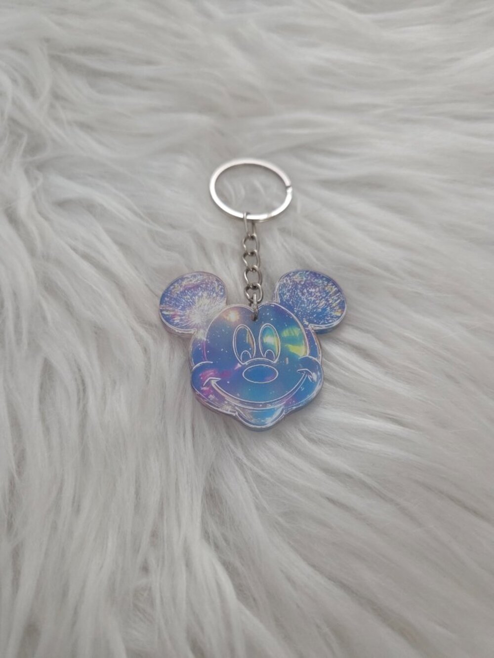 Mickey Mouse Design Keychain - Picture 5 of 6